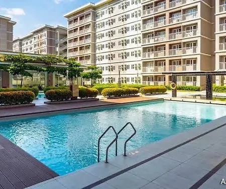Trees Residences